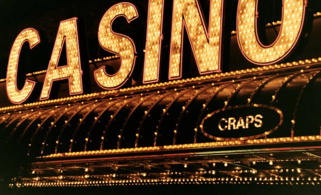 Người chơi Việt Nam trải nghiệm game slot online tại 6623 galaxy